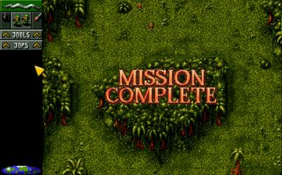 Dieses Bild lieben wir als Spieler. Wir haben eine Mission erfolgreich abgeschlossen und unsere beiden Soldaten haben es überlebt.