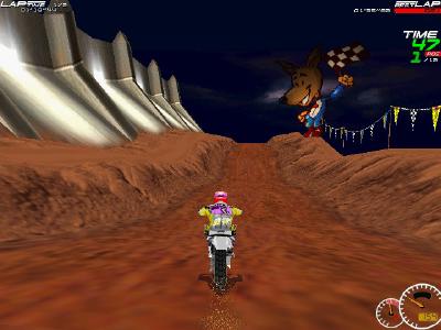 In der Dirt Arena warten einige lustige Streckengrafiken auf den Spieler, der sich aber aufgrund der Sprünge nicht zu sehr ablenken lassen sollte.