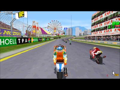 Jahrmarkt und schnelle Rennen, eine Kombination, die es so nur selten gibt, wobei wir uns fragen: Warum ist das so und wann ändern wir das?