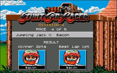 Nach jedem Rennen sehen wir, ob wir das Rennen gewonnen haben und wer die beste Rundenzeit gefahren ist. Es gibt zwei Punkte für den Sieg und einen für die schnellste Runde.