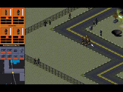 Die Polizisten ignorieren uns, solange wir die Waffen nicht ziehen.